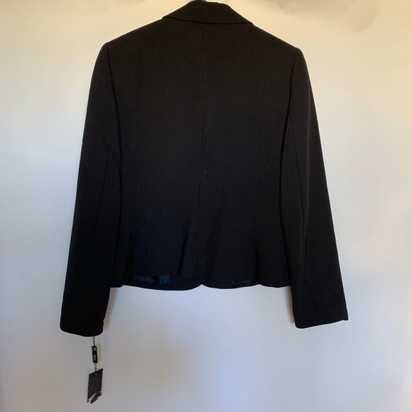 Tahari Arthur Levine Navy Blue Pinstripe Blazer 8 - Picture 2 of 8